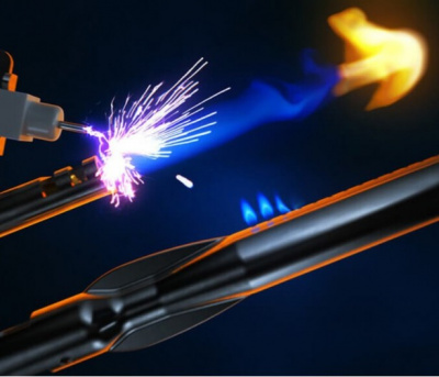 Газовый гриль NAPOLEON Rogue PRO-S 425 (черный, с ИК горелкой 3/3, задней горелкой и вертелом в комплекте) — купить с доставкой и консультацией